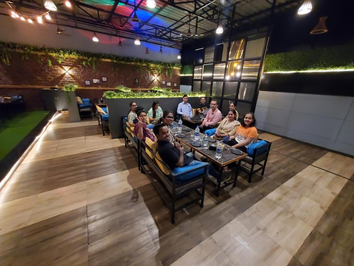 Hotel Mari Aai Residency Navi Mumbai Buitenkant foto