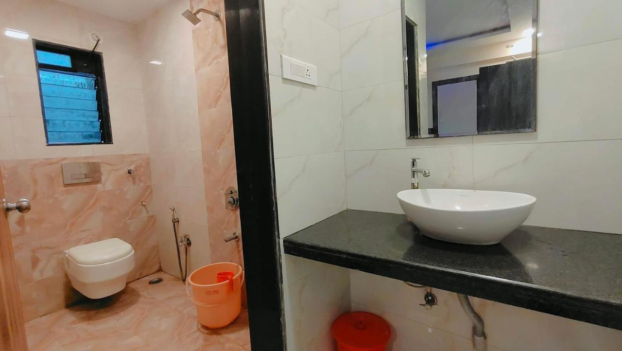 Hotel Mari Aai Residency Navi Mumbai Buitenkant foto