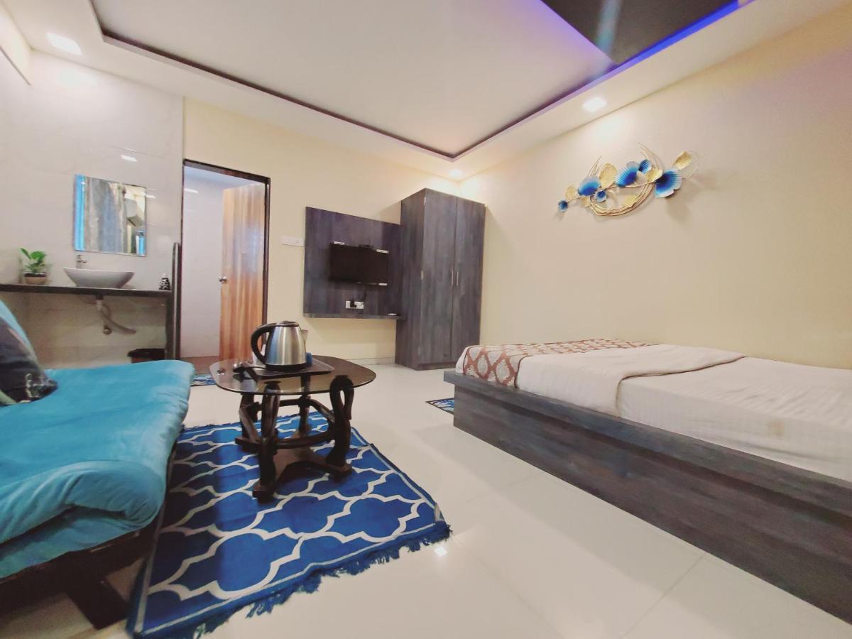Hotel Mari Aai Residency Navi Mumbai Buitenkant foto