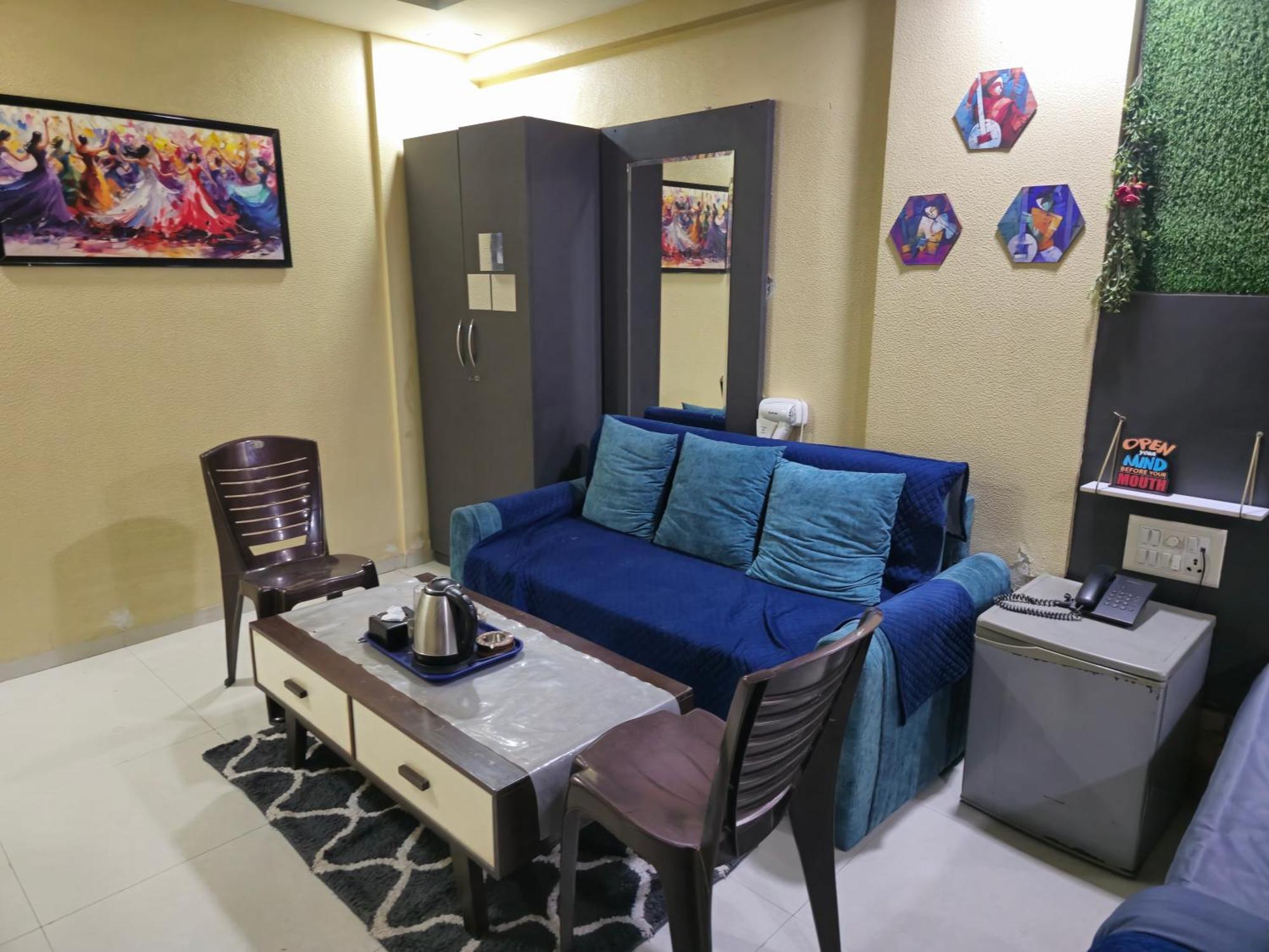 Hotel Mari Aai Residency Navi Mumbai Buitenkant foto